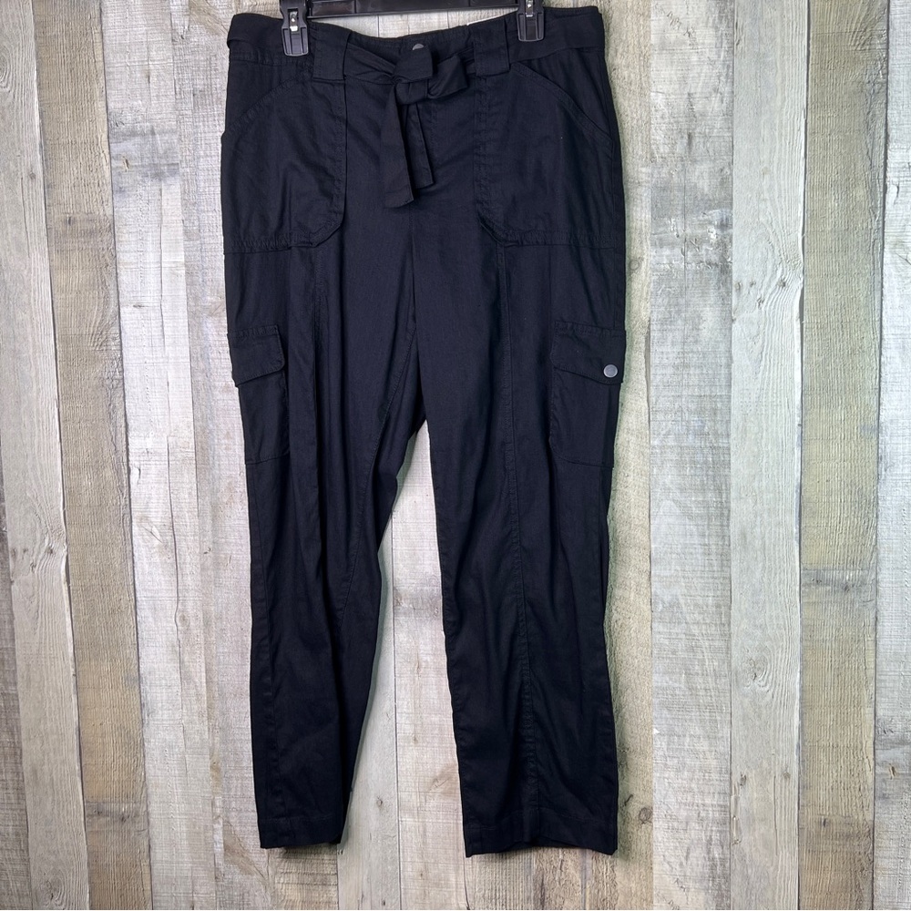 INC International Concepts Size 10 Ankle High Rise Black Cargo Pants W/T…